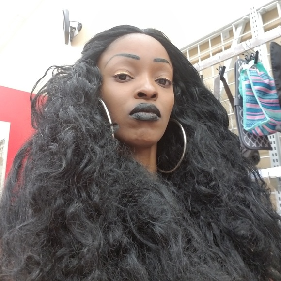 Used Kinky Bodywave Lace Front Wig main image 6